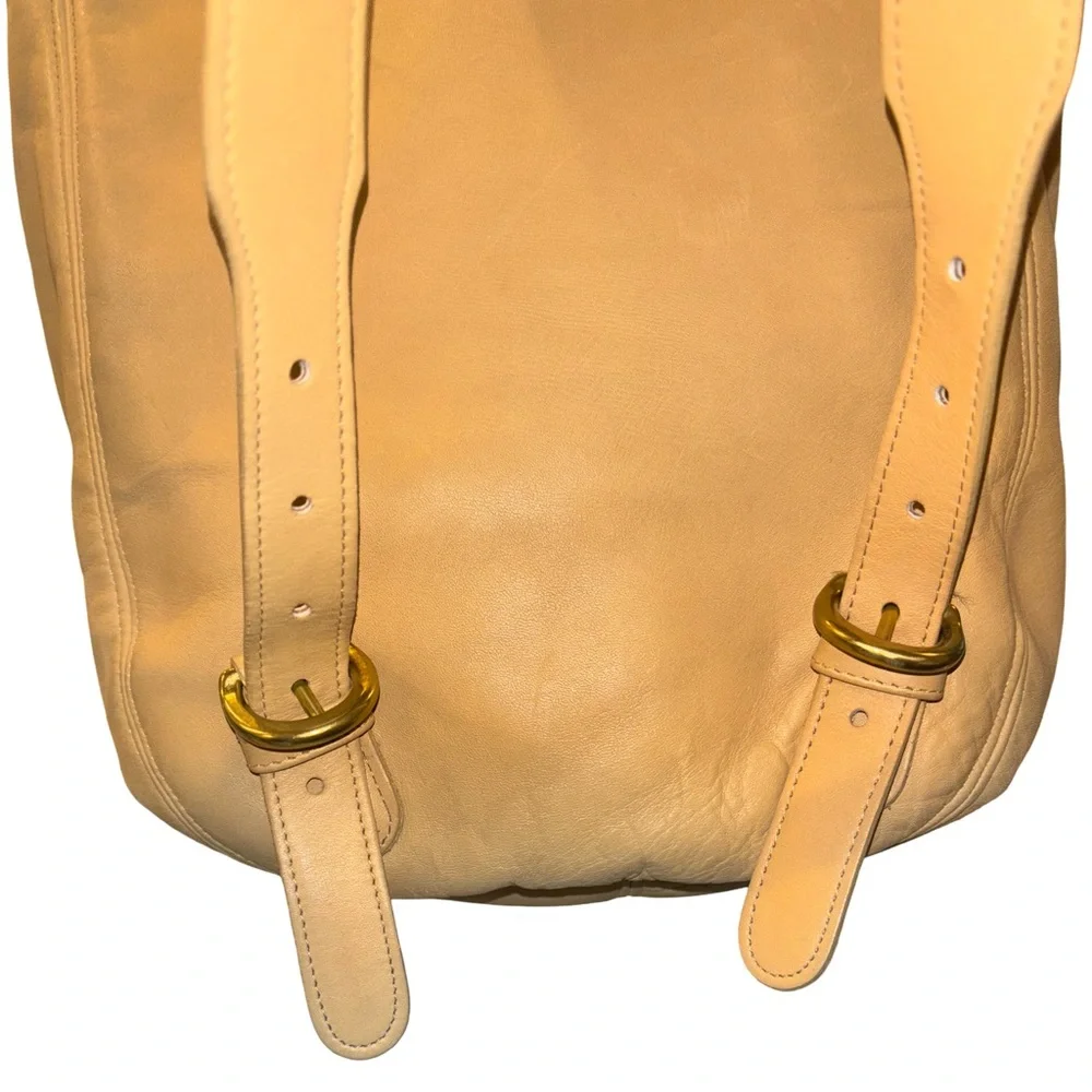 Vintage Coach Soho Buckle Tan/Yellow Leather Backpack 4134 - Picture 8 of 16